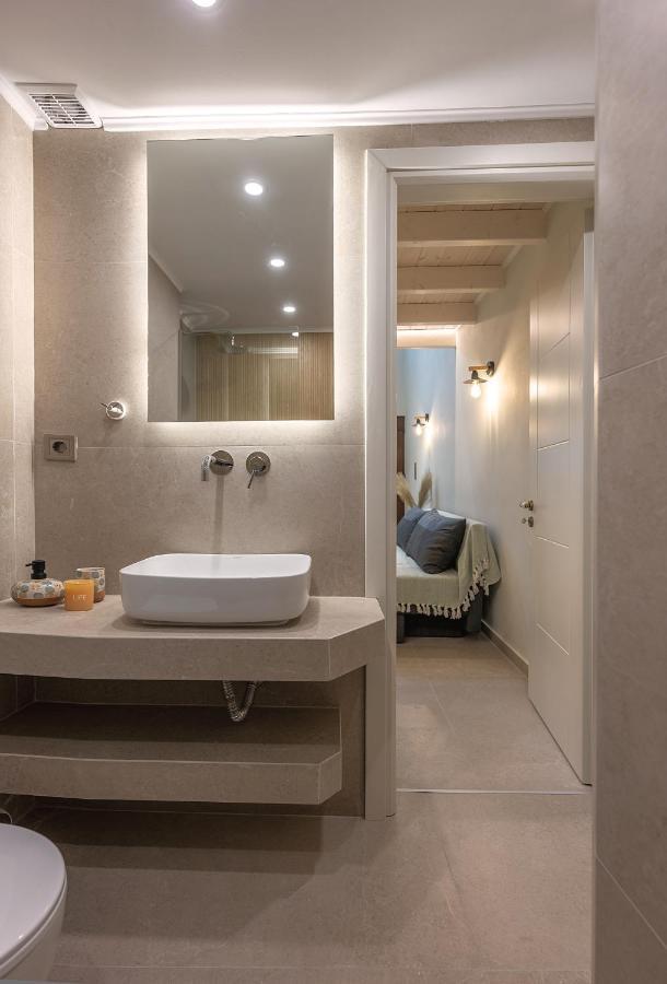 Apollo Luxury Suites Preveza Exterior photo